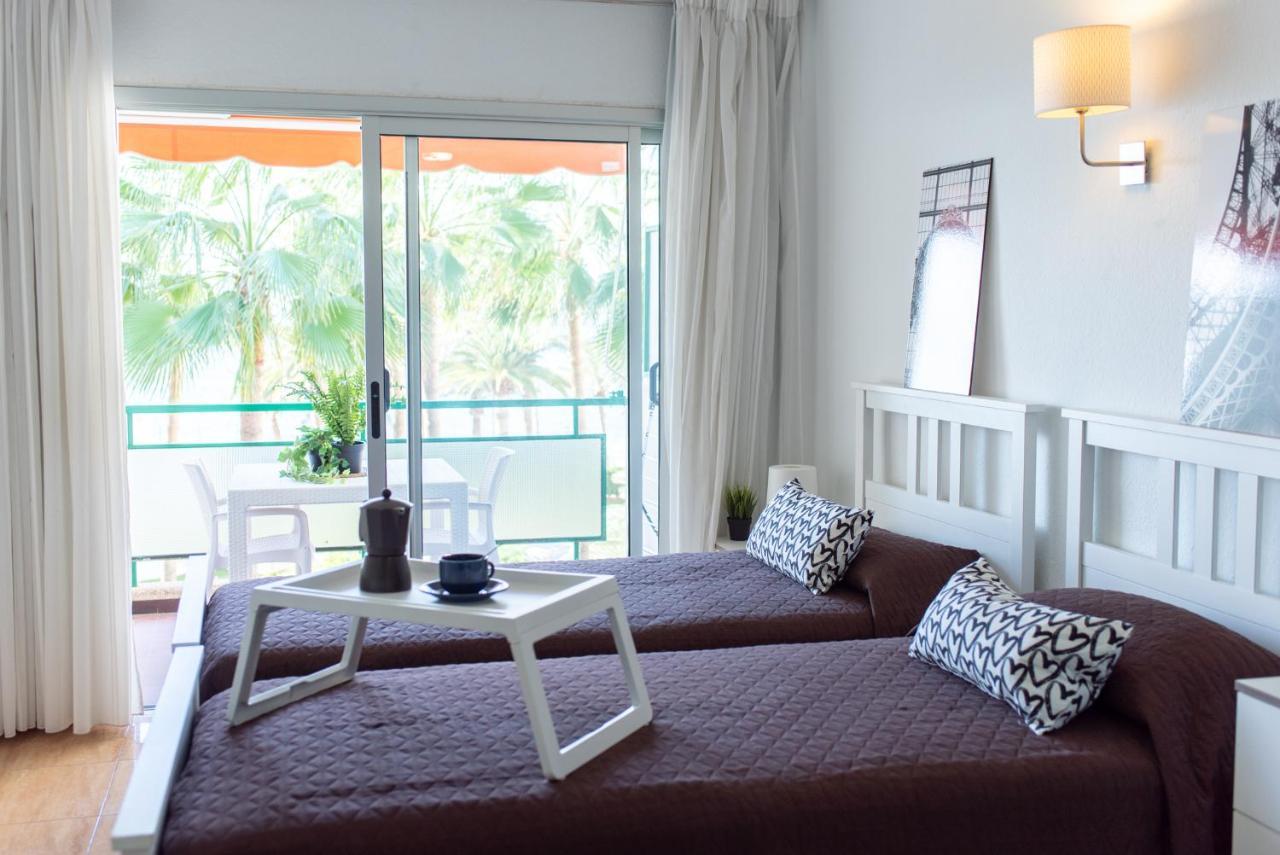 Apartmán Comodoro Cristianos Beach Vivienda Vacacional Los Cristianos  Exteriér fotografie
